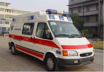 襄城县救护车租赁